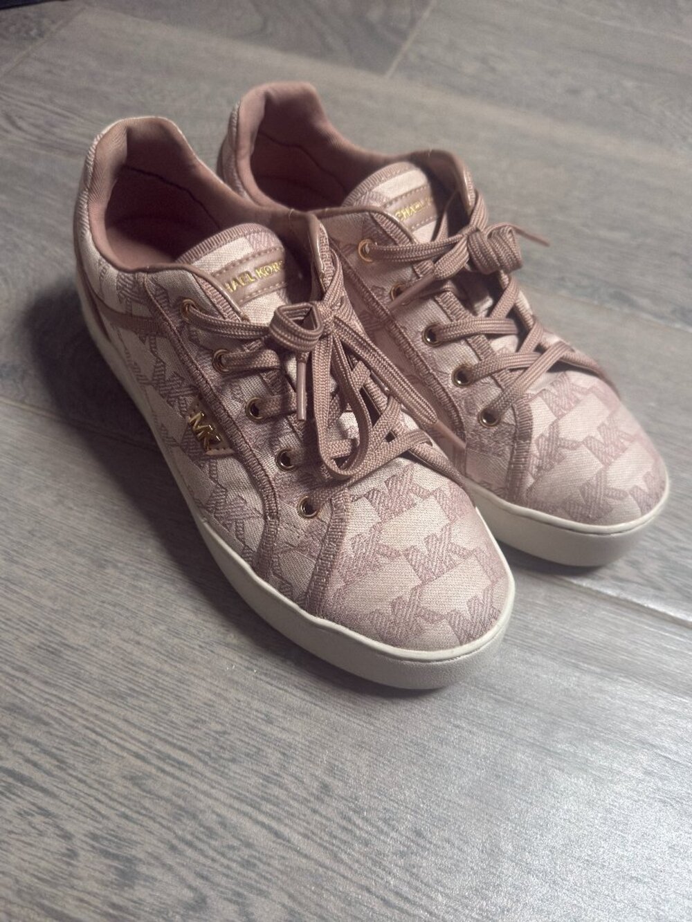 Michael Kors MK Logo Sneakers Size 8M Pink/Blush Lace-Up Casual Shoes